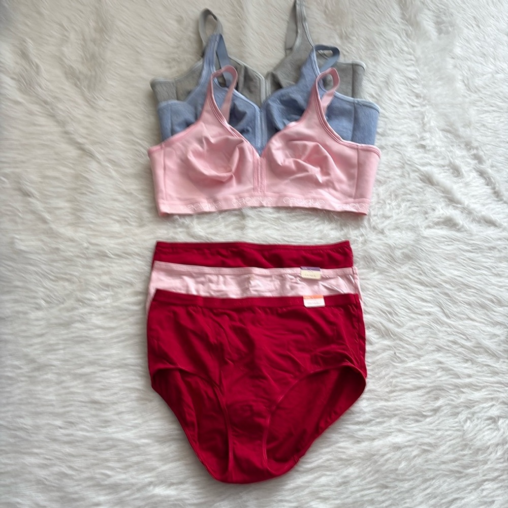 CACIQUE BRA AND PANTIES BUNDLE